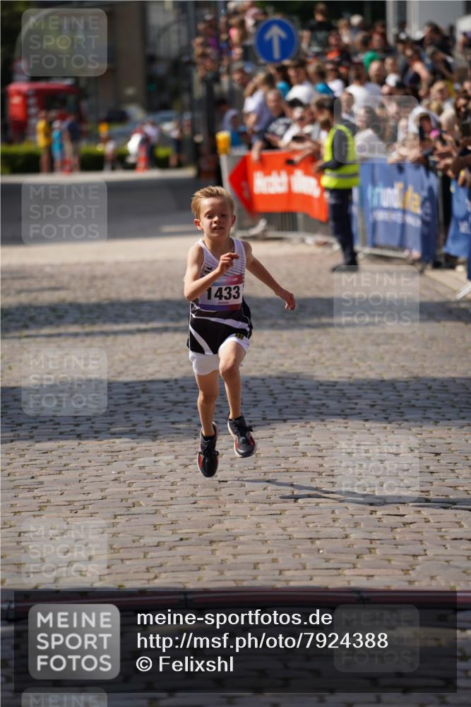 13.06.2025 - Holstenköstenlauf Felixshl http://msf.ph/oto/7924388 13.06.2025 16:19:53 Laufen 1433 meine-sportfotos.de