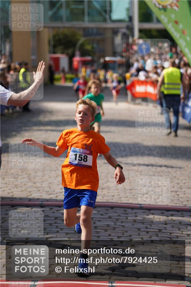 13.06.2025 - Holstenköstenlauf Felixshl http://msf.ph/oto/7924425 13.06.2025 16:20:19 Laufen 12, 158, 737, 1137, 1140, 1280, 1333 meine-sportfotos.de