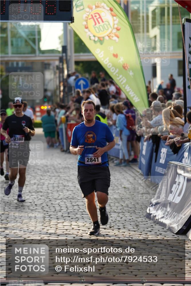 13.06.2025 - Holstenköstenlauf Felixshl http://msf.ph/oto/7924533 13.06.2025 20:01:05 Laufen 2380, 2406, 2728, 2763, 2841, 3138 meine-sportfotos.de