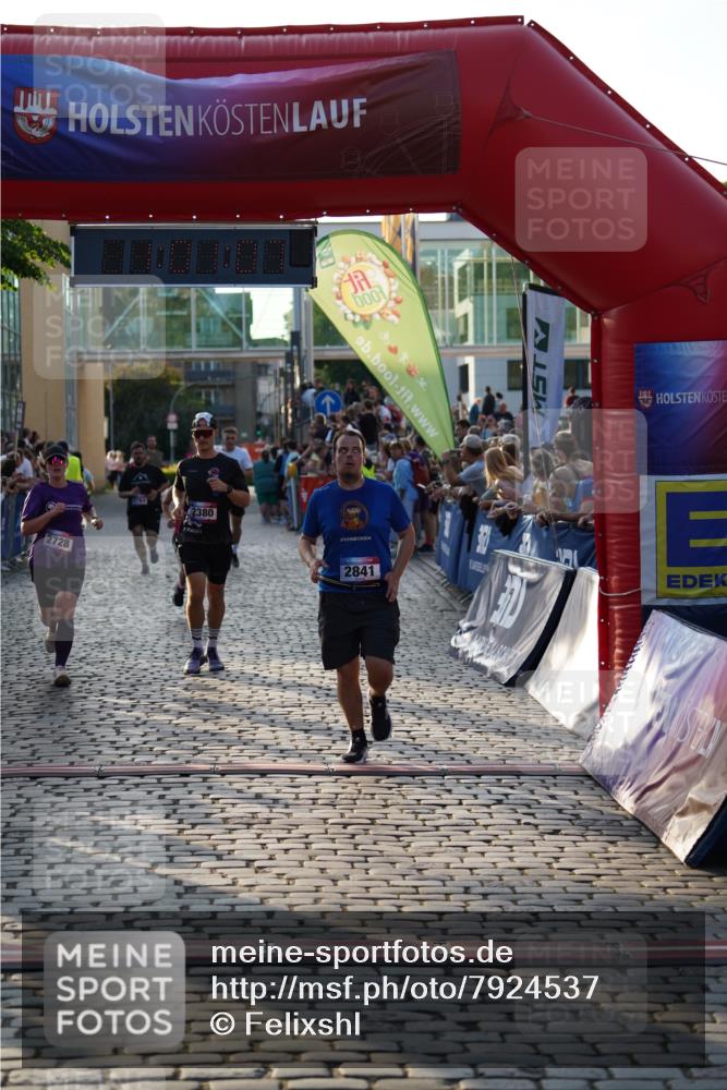 13.06.2025 - Holstenköstenlauf Felixshl http://msf.ph/oto/7924537 13.06.2025 20:01:07 Laufen 2380, 2406, 2728, 2763, 2841, 3138, 3934 meine-sportfotos.de