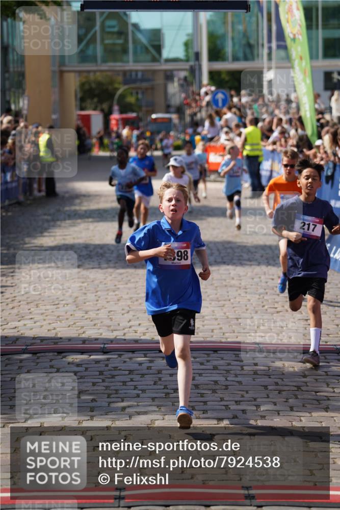 13.06.2025 - Holstenköstenlauf Felixshl http://msf.ph/oto/7924538 13.06.2025 16:20:48 Laufen 157, 217, 228, 344, 357, 498, 889, 1001, 1338, 1398 meine-sportfotos.de