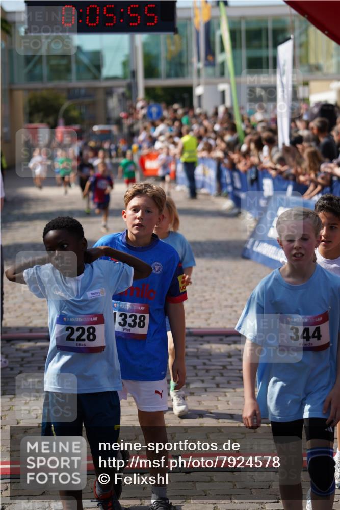 13.06.2025 - Holstenköstenlauf Felixshl http://msf.ph/oto/7924578 13.06.2025 16:20:56 Laufen 344, 357, 358, 983, 993, 1001, 1054, 1143, 1144, 1277, 1338, 1397, 1415, 1849 meine-sportfotos.de