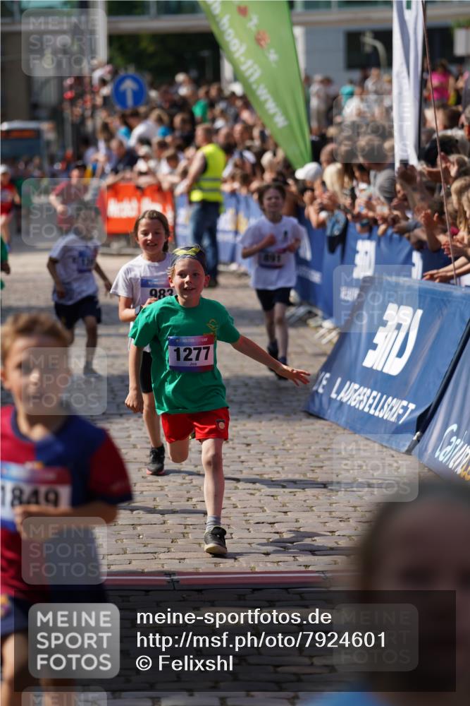 13.06.2025 - Holstenköstenlauf Felixshl http://msf.ph/oto/7924601 13.06.2025 16:21:00 Laufen 352, 358, 722, 891, 983, 993, 1054, 1143, 1144, 1277, 1397, 1415, 1416, 1849 meine-sportfotos.de