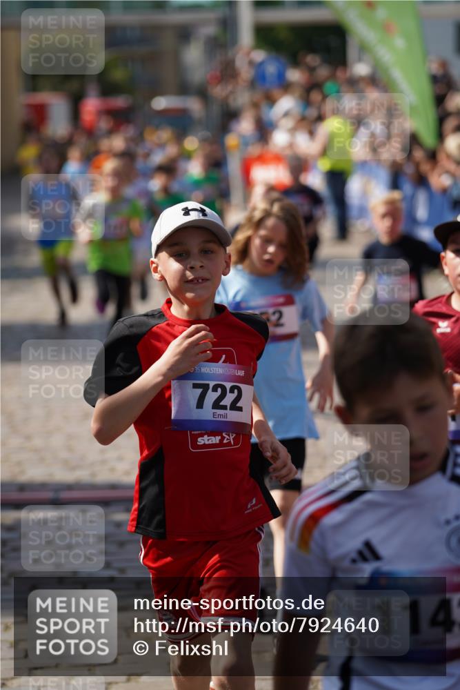 13.06.2025 - Holstenköstenlauf Felixshl http://msf.ph/oto/7924640 13.06.2025 16:21:08 Laufen 19, 156, 335, 349, 352, 358, 361, 492, 722, 743, 884, 891, 993, 1003, 1061, 1075, 1143, 1275, 1330, 1415, 1416, 1425 meine-sportfotos.de