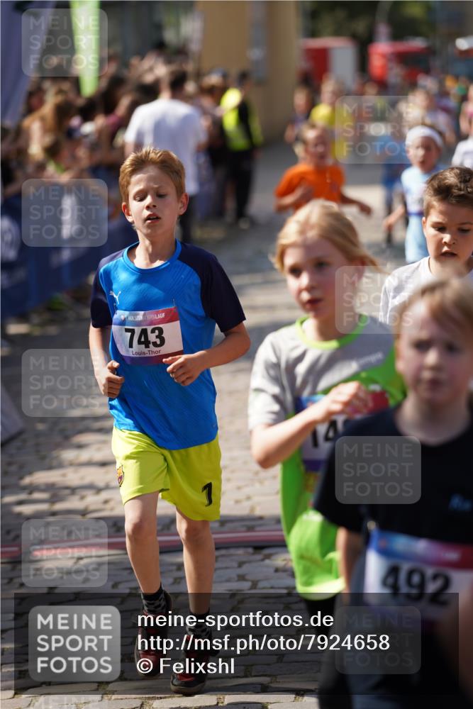 13.06.2025 - Holstenköstenlauf Felixshl http://msf.ph/oto/7924658 13.06.2025 16:21:12 Laufen 8, 19, 54, 156, 335, 349, 350, 361, 362, 492, 557, 617, 743, 749, 882, 884, 893, 1003, 1061, 1075, 1275, 1330, 1425 meine-sportfotos.de