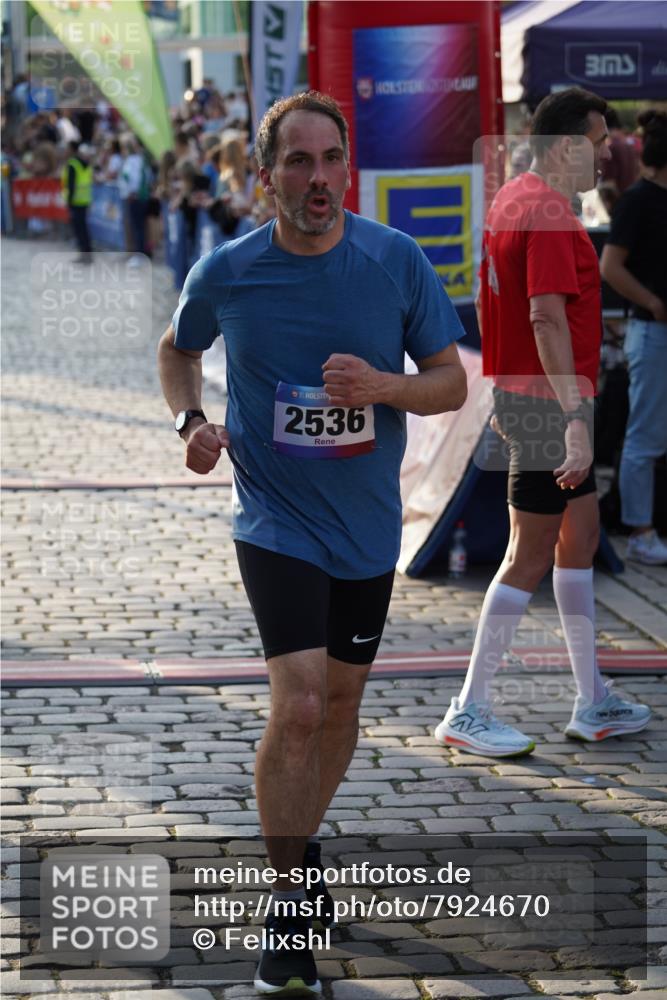 13.06.2025 - Holstenköstenlauf Felixshl http://msf.ph/oto/7924670 13.06.2025 20:01:59 Laufen 2536, 3682 meine-sportfotos.de