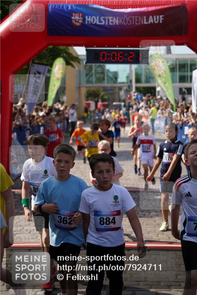 13.06.2025 - Holstenköstenlauf Felixshl http://msf.ph/oto/7924711 13.06.2025 16:21:22 Laufen 8, 161, 362, 471, 477, 485, 487, 557, 613, 617, 733, 749, 877, 893, 990, 1072, 1139, 1176, 1434, 1937 meine-sportfotos.de