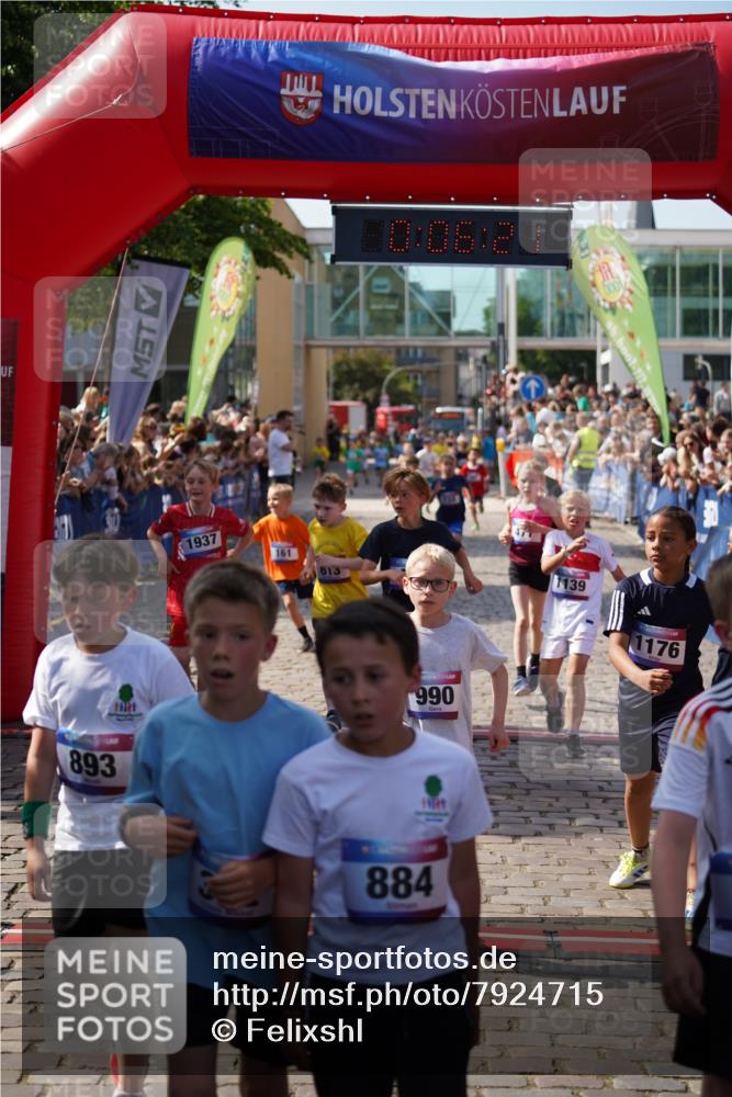 13.06.2025 - Holstenköstenlauf Felixshl http://msf.ph/oto/7924715 13.06.2025 16:21:23 Laufen 161, 362, 471, 477, 484, 485, 487, 557, 613, 617, 626, 733, 877, 893, 990, 1072, 1139, 1176, 1434, 1937 meine-sportfotos.de