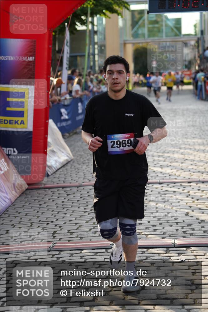 13.06.2025 - Holstenköstenlauf Felixshl http://msf.ph/oto/7924732 13.06.2025 20:02:37 Laufen 2969, 3140 meine-sportfotos.de