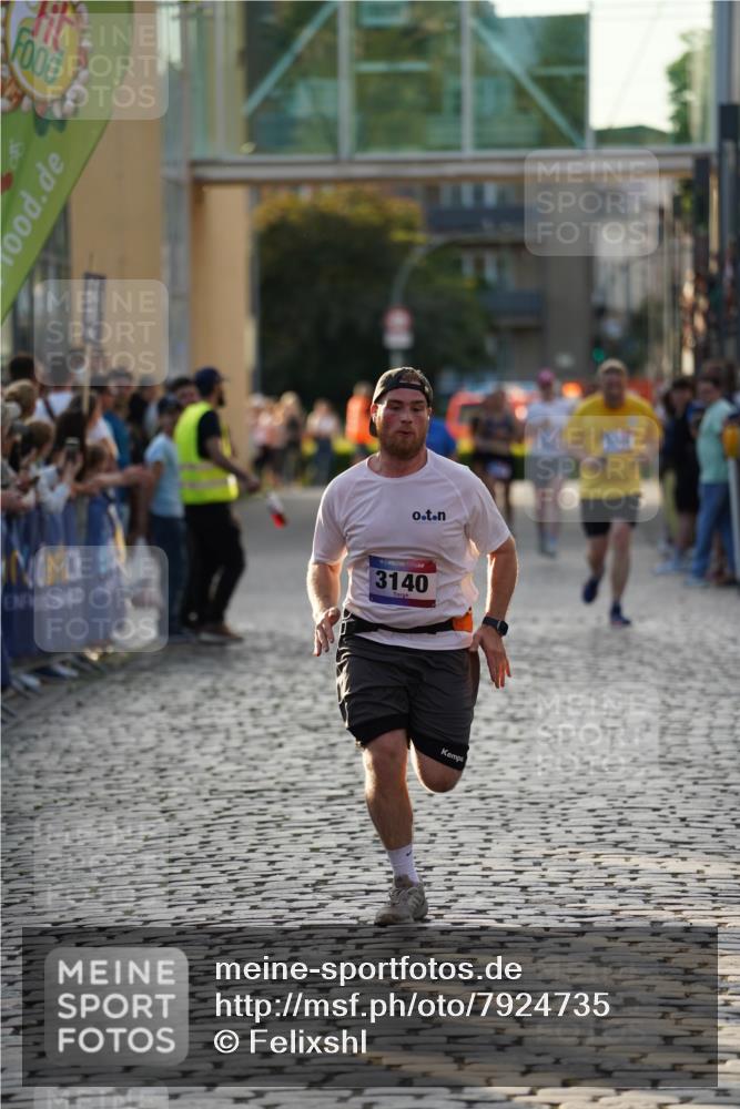 13.06.2025 - Holstenköstenlauf Felixshl http://msf.ph/oto/7924735 13.06.2025 20:02:40 Laufen 3140 meine-sportfotos.de