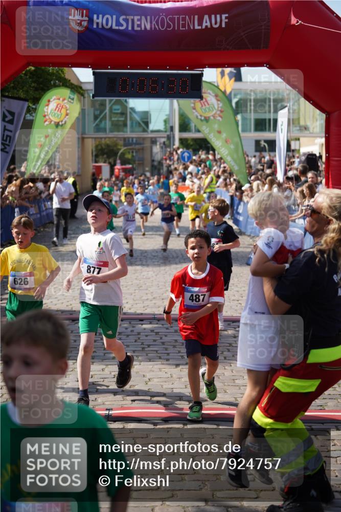 13.06.2025 - Holstenköstenlauf Felixshl http://msf.ph/oto/7924757 13.06.2025 16:21:31 Laufen 114, 334, 364, 484, 487, 610, 622, 626, 628, 877, 1058, 1064, 1134, 1228 meine-sportfotos.de