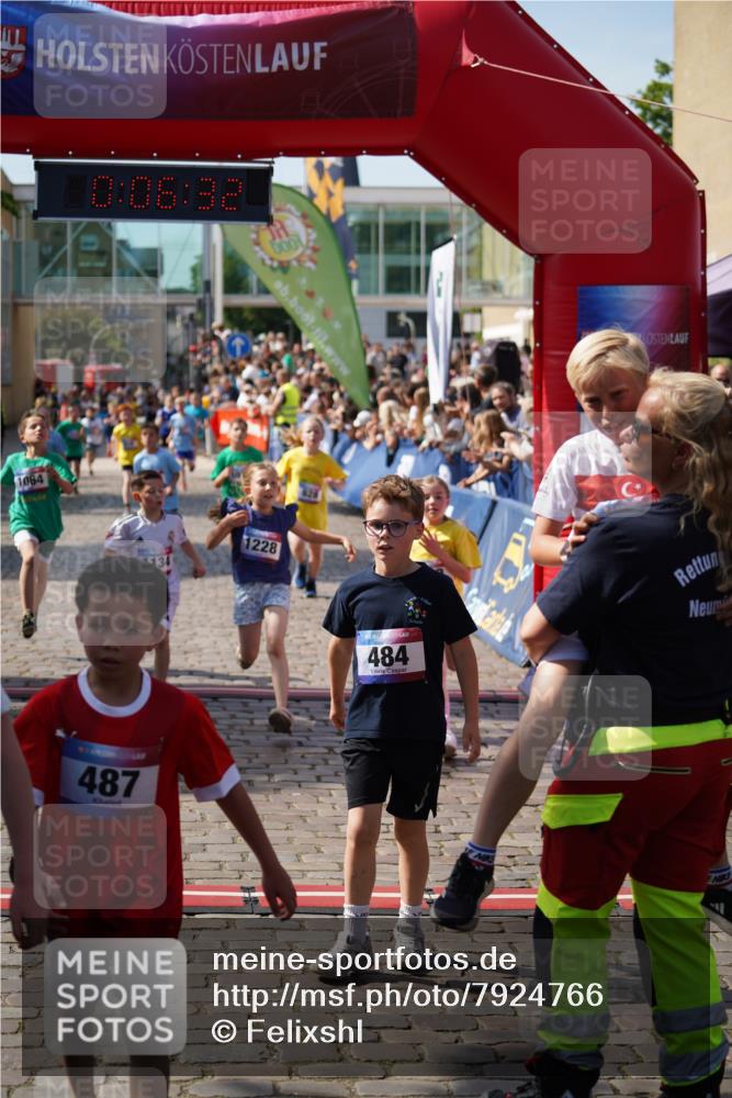 13.06.2025 - Holstenköstenlauf Felixshl http://msf.ph/oto/7924766 13.06.2025 16:21:33 Laufen 107, 114, 334, 363, 364, 484, 487, 610, 622, 626, 628, 735, 757, 877, 1058, 1064, 1134, 1228, 1326 meine-sportfotos.de