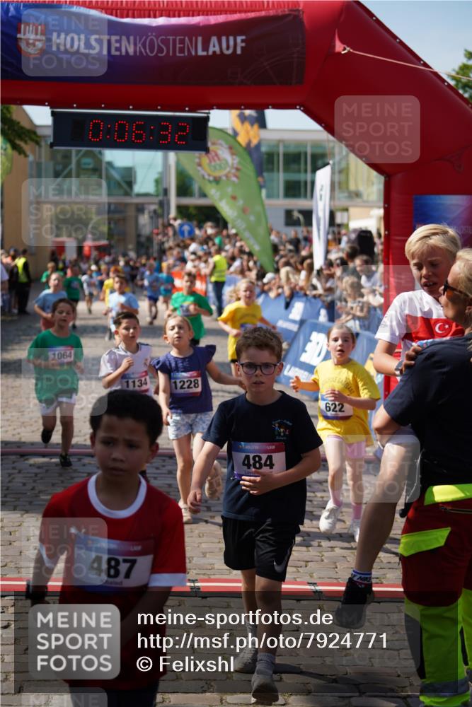 13.06.2025 - Holstenköstenlauf Felixshl http://msf.ph/oto/7924771 13.06.2025 16:21:34 Laufen 107, 114, 334, 363, 364, 484, 610, 622, 626, 628, 735, 742, 757, 877, 1058, 1064, 1134, 1224, 1228, 1326 meine-sportfotos.de