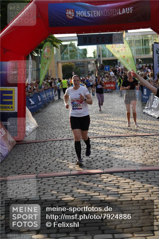 13.06.2025 - Holstenköstenlauf Felixshl http://msf.ph/oto/7924886 13.06.2025 20:03:39 Laufen 2051, 2245, 2549, 2570, 3696 meine-sportfotos.de