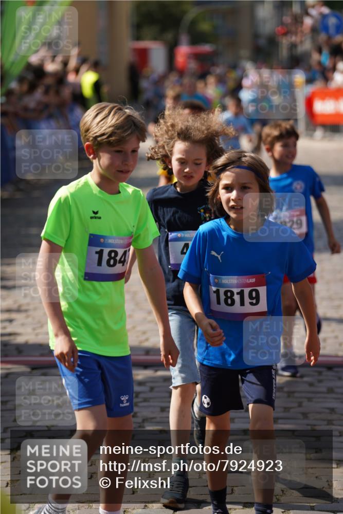 13.06.2025 - Holstenköstenlauf Felixshl http://msf.ph/oto/7924923 13.06.2025 16:22:04 Laufen 360, 494, 496, 624, 629, 748, 752, 888, 984, 1005, 1428, 1432, 1819, 1826, 1829 meine-sportfotos.de