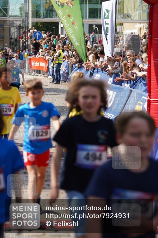 13.06.2025 - Holstenköstenlauf Felixshl http://msf.ph/oto/7924931 13.06.2025 16:22:06 Laufen 345, 360, 494, 496, 624, 629, 752, 984, 1005, 1391, 1428, 1432, 1819, 1826, 1829, 1942 meine-sportfotos.de