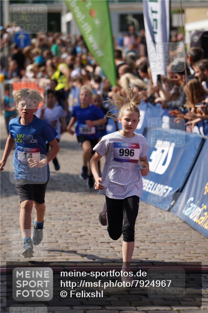 13.06.2025 - Holstenköstenlauf Felixshl http://msf.ph/oto/7924967 13.06.2025 16:22:15 Laufen 14, 38, 345, 353, 470, 488, 611, 747, 754, 992, 996, 1230, 1320, 1391, 1395, 1428, 1942 meine-sportfotos.de