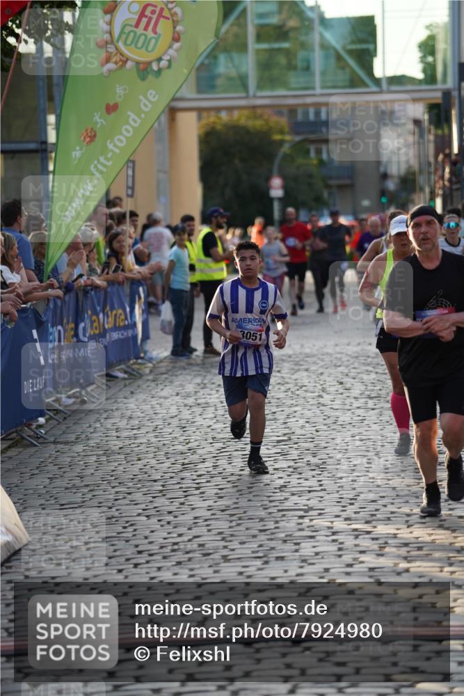 13.06.2025 - Holstenköstenlauf Felixshl http://msf.ph/oto/7924980 13.06.2025 20:04:04 Laufen 2038, 2187, 2708, 2777, 2852, 3051 meine-sportfotos.de