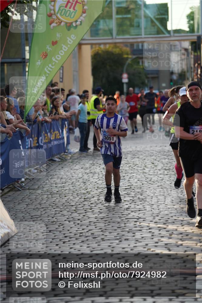 13.06.2025 - Holstenköstenlauf Felixshl http://msf.ph/oto/7924982 13.06.2025 20:04:05 Laufen 2038, 2187, 2777, 2852, 3051 meine-sportfotos.de