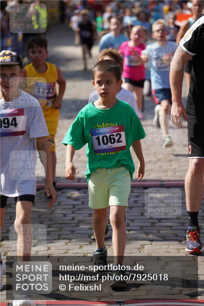 13.06.2025 - Holstenköstenlauf Felixshl http://msf.ph/oto/7925018 13.06.2025 16:22:28 Laufen 164, 329, 333, 341, 342, 343, 351, 355, 356, 486, 867, 896, 994, 1038, 1062, 1175, 1233, 1279, 1334, 1858 meine-sportfotos.de