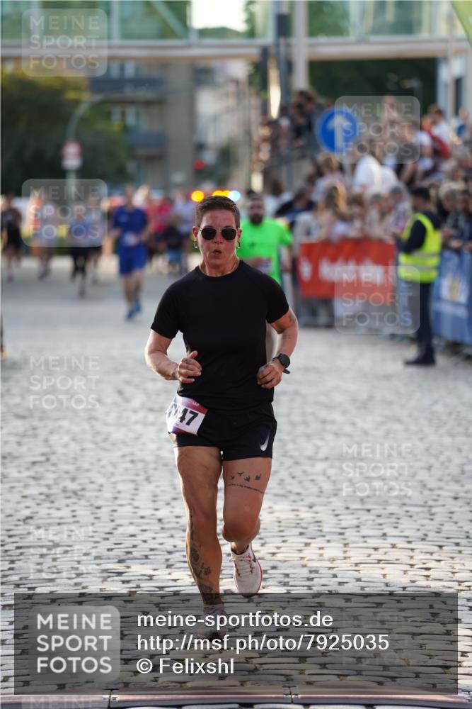 13.06.2025 - Holstenköstenlauf Felixshl http://msf.ph/oto/7925035 13.06.2025 20:04:32 Laufen 2047, 3829 meine-sportfotos.de
