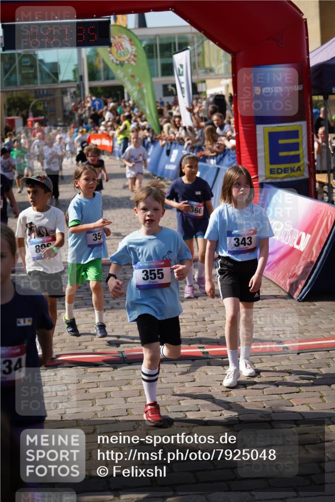 13.06.2025 - Holstenköstenlauf Felixshl http://msf.ph/oto/7925048 13.06.2025 16:22:36 Laufen 123, 164, 343, 354, 355, 356, 489, 606, 720, 868, 869, 886, 890, 895, 896, 987, 991, 997, 1073, 1279, 1334, 1336, 1390, 1936 meine-sportfotos.de