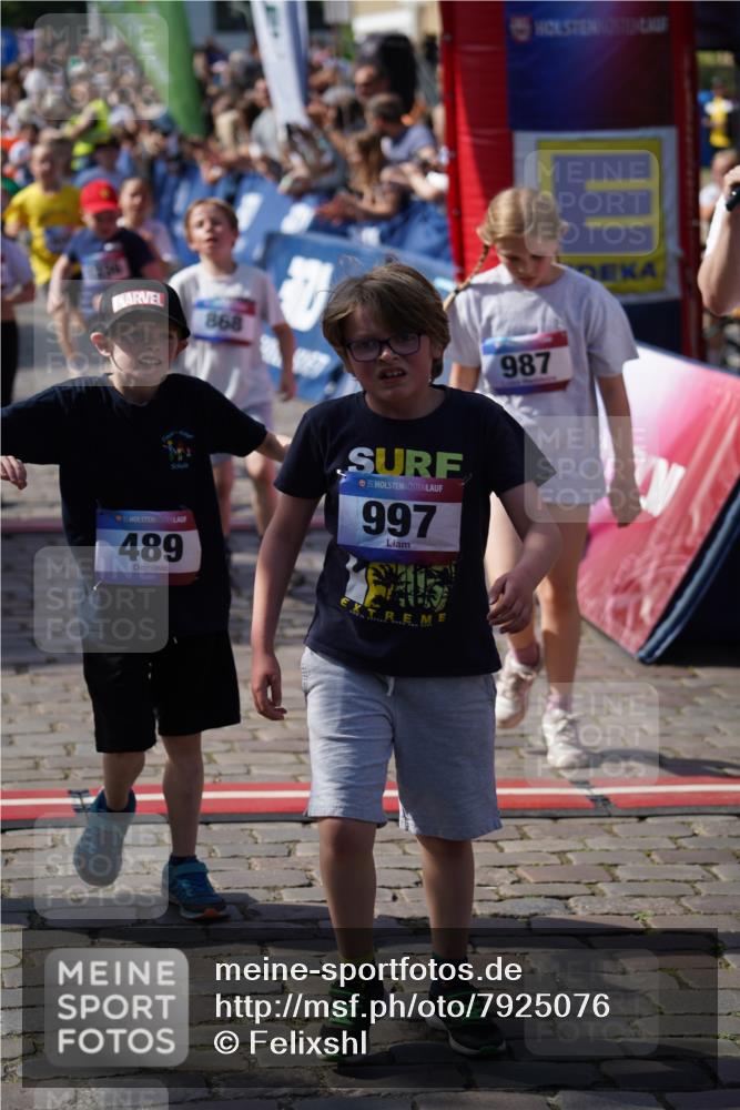 13.06.2025 - Holstenköstenlauf Felixshl http://msf.ph/oto/7925076 13.06.2025 16:22:42 Laufen 45, 50, 123, 125, 214, 225, 347, 354, 489, 606, 720, 868, 869, 881, 886, 887, 890, 895, 987, 991, 1004, 1073, 1138, 1142, 1218, 1336, 1390, 1823, 1866, 1936 meine-sportfotos.de