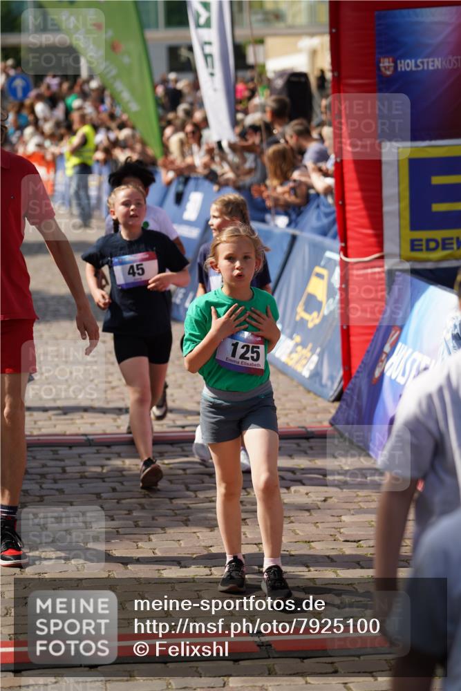 13.06.2025 - Holstenköstenlauf Felixshl http://msf.ph/oto/7925100 13.06.2025 16:22:48 Laufen 45, 50, 123, 125, 214, 225, 347, 603, 606, 608, 869, 880, 881, 886, 887, 1004, 1138, 1142, 1179, 1218, 1804, 1813, 1823, 1866 meine-sportfotos.de