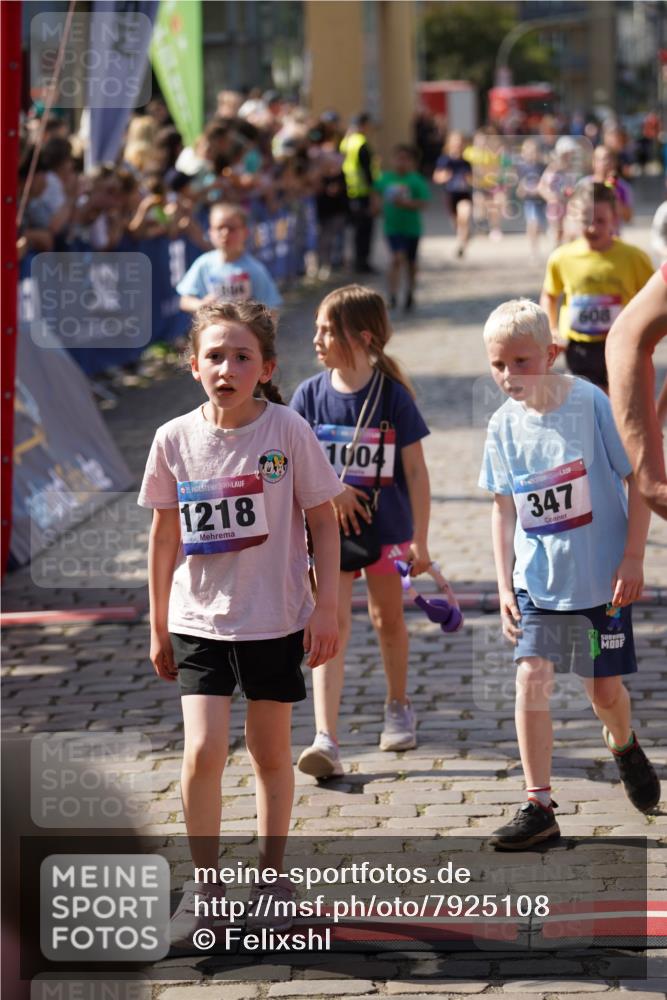 13.06.2025 - Holstenköstenlauf Felixshl http://msf.ph/oto/7925108 13.06.2025 16:22:50 Laufen 45, 50, 125, 347, 603, 608, 880, 881, 887, 1004, 1059, 1138, 1142, 1179, 1218, 1276, 1278, 1804, 1813, 1866 meine-sportfotos.de