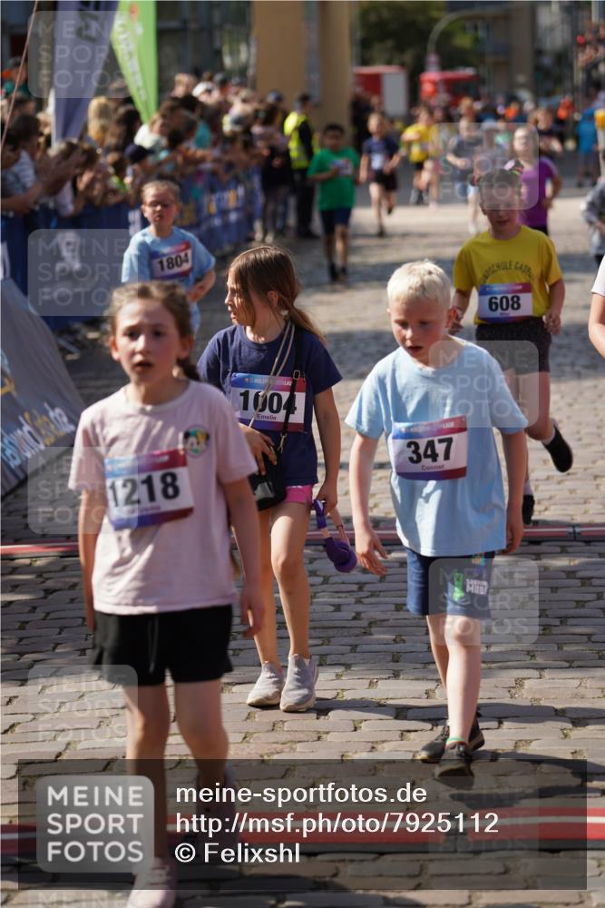 13.06.2025 - Holstenköstenlauf Felixshl http://msf.ph/oto/7925112 13.06.2025 16:22:51 Laufen 45, 50, 347, 603, 608, 621, 880, 881, 887, 1004, 1059, 1138, 1179, 1218, 1276, 1278, 1804, 1813, 1866 meine-sportfotos.de