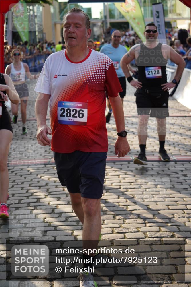 13.06.2025 - Holstenköstenlauf Felixshl http://msf.ph/oto/7925123 13.06.2025 20:05:03 Laufen 2025, 2128, 2228, 2246, 2826, 2987, 3614, 3632, 3960 meine-sportfotos.de