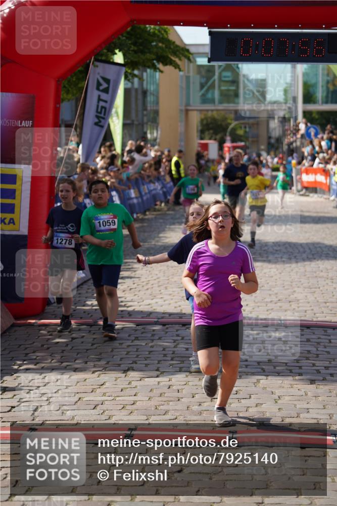 13.06.2025 - Holstenköstenlauf Felixshl http://msf.ph/oto/7925140 13.06.2025 16:22:57 Laufen 109, 603, 612, 621, 880, 1059, 1074, 1178, 1179, 1276, 1278, 1345, 1394, 1813 meine-sportfotos.de