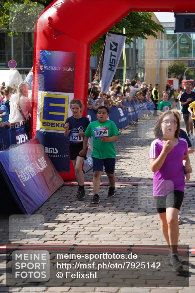 13.06.2025 - Holstenköstenlauf Felixshl http://msf.ph/oto/7925142 13.06.2025 16:22:58 Laufen 109, 603, 612, 621, 880, 1059, 1074, 1178, 1179, 1226, 1276, 1278, 1345, 1394, 1813 meine-sportfotos.de