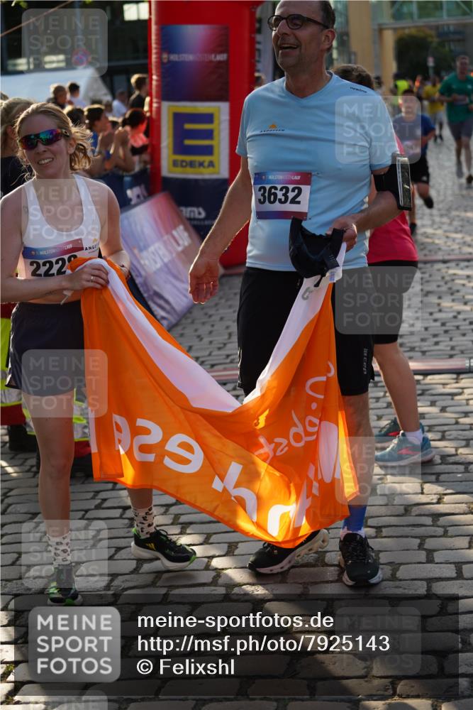 13.06.2025 - Holstenköstenlauf Felixshl http://msf.ph/oto/7925143 13.06.2025 20:05:09 Laufen 2177, 2987, 3060, 3070, 3634 meine-sportfotos.de