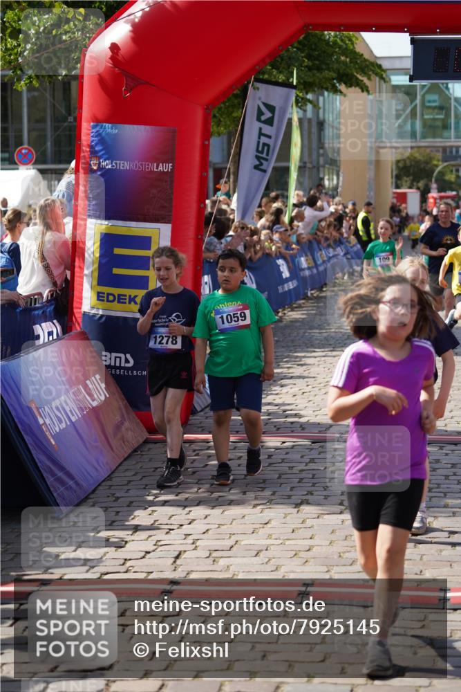13.06.2025 - Holstenköstenlauf Felixshl http://msf.ph/oto/7925145 13.06.2025 16:22:58 Laufen 109, 603, 612, 621, 880, 1059, 1074, 1178, 1179, 1226, 1276, 1278, 1345, 1394, 1813 meine-sportfotos.de