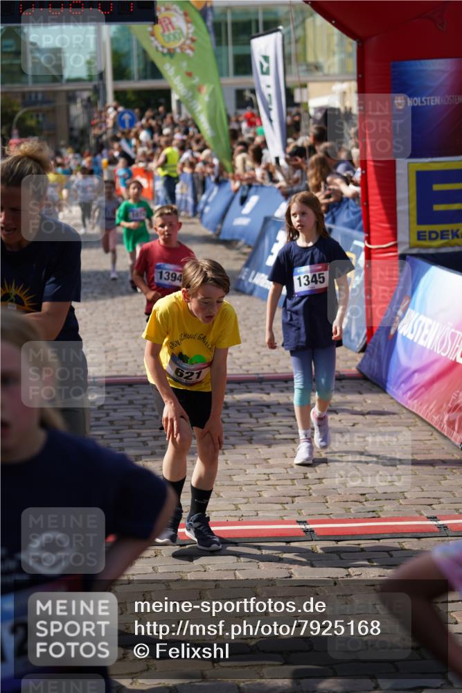13.06.2025 - Holstenköstenlauf Felixshl http://msf.ph/oto/7925168 13.06.2025 16:23:02 Laufen 109, 612, 621, 732, 746, 981, 1074, 1178, 1226, 1345, 1346, 1394, 1420 meine-sportfotos.de