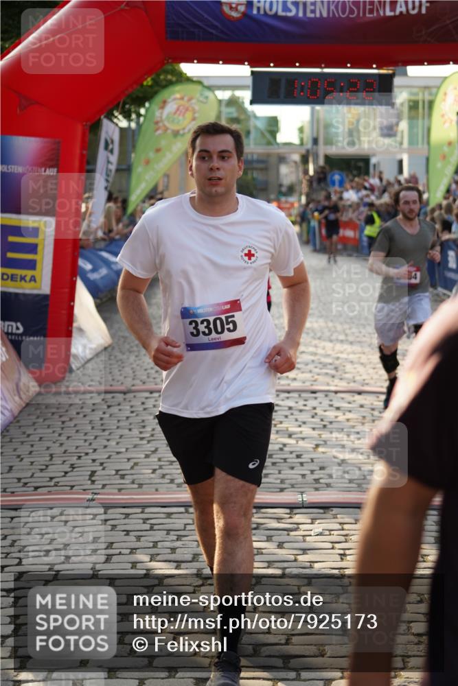 13.06.2025 - Holstenköstenlauf Felixshl http://msf.ph/oto/7925173 13.06.2025 20:05:21 Laufen 2120, 2270, 2404, 3072, 3305, 3790 meine-sportfotos.de
