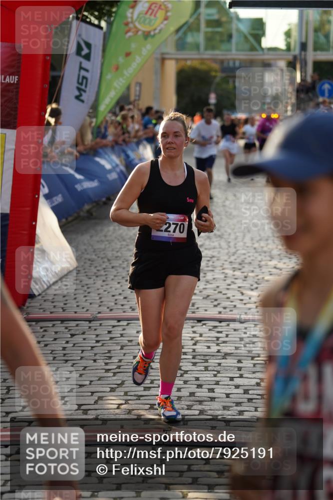13.06.2025 - Holstenköstenlauf Felixshl http://msf.ph/oto/7925191 13.06.2025 20:05:28 Laufen 2099, 2120, 2270, 2790, 2792, 2850, 3831 meine-sportfotos.de