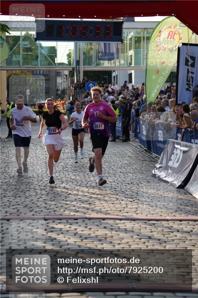 13.06.2025 - Holstenköstenlauf Felixshl http://msf.ph/oto/7925200 13.06.2025 20:05:32 Laufen 2099, 2790, 2792, 2850, 3831 meine-sportfotos.de