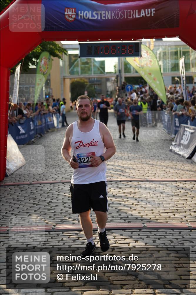 13.06.2025 - Holstenköstenlauf Felixshl http://msf.ph/oto/7925278 13.06.2025 20:06:35 Laufen 2504, 2749, 3223, 3234 meine-sportfotos.de
