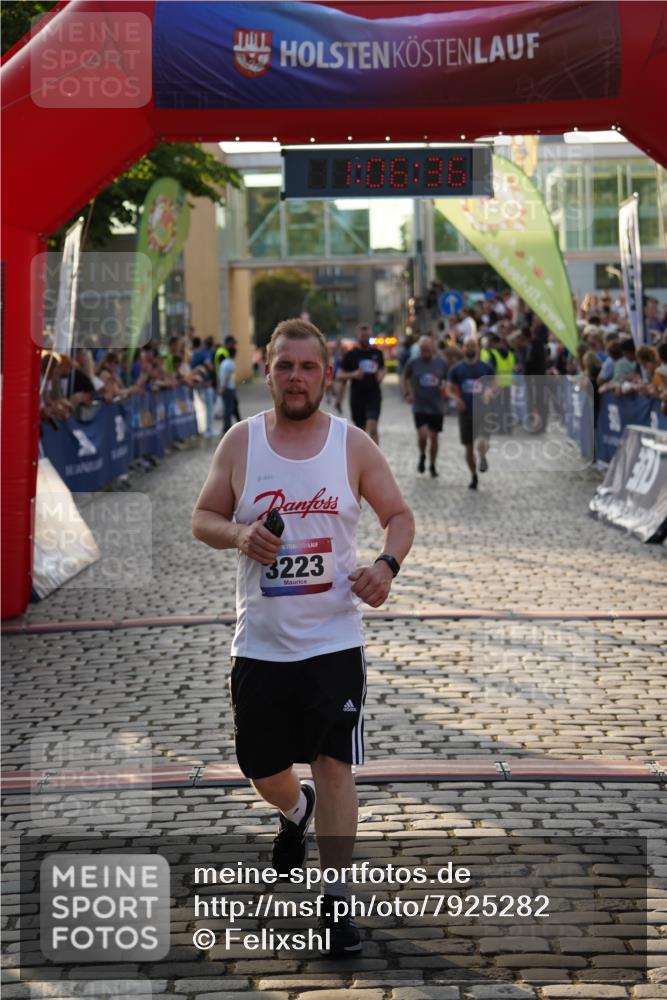 13.06.2025 - Holstenköstenlauf Felixshl http://msf.ph/oto/7925282 13.06.2025 20:06:35 Laufen 2504, 2749, 3223, 3234 meine-sportfotos.de