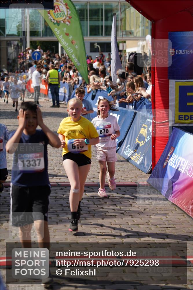 13.06.2025 - Holstenköstenlauf Felixshl http://msf.ph/oto/7925298 13.06.2025 16:23:28 Laufen 221, 359, 483, 616, 725, 750, 870, 988, 1000, 1006, 1337, 1342 meine-sportfotos.de