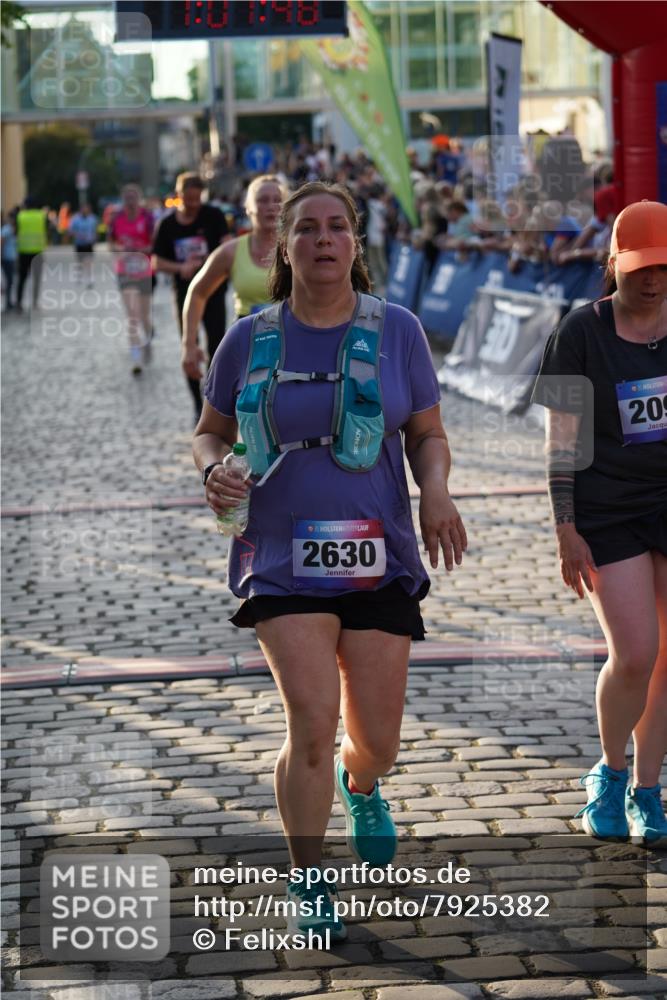 13.06.2025 - Holstenköstenlauf Felixshl http://msf.ph/oto/7925382 13.06.2025 20:07:47 Laufen 2273, 2294, 2368, 2630, 2742, 3181 meine-sportfotos.de