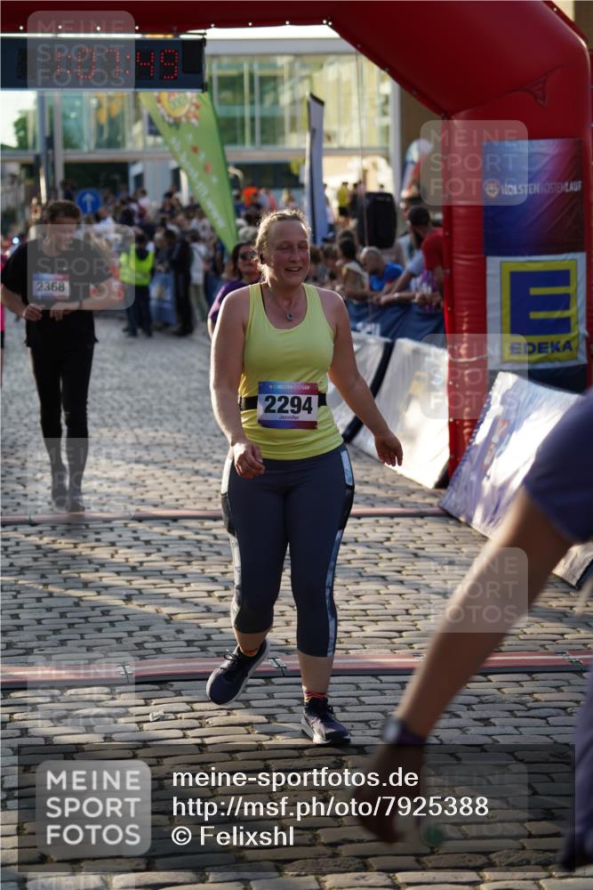 13.06.2025 - Holstenköstenlauf Felixshl http://msf.ph/oto/7925388 13.06.2025 20:07:48 Laufen 2273, 2294, 2368, 2630, 2742, 3181 meine-sportfotos.de