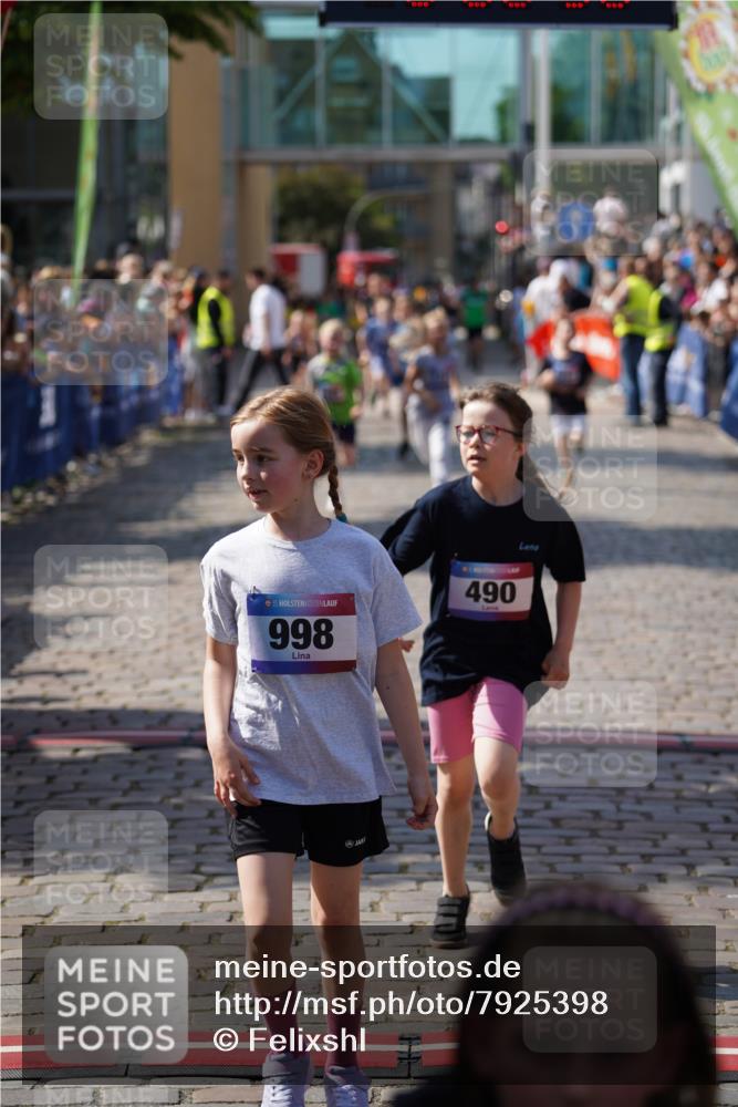 13.06.2025 - Holstenköstenlauf Felixshl http://msf.ph/oto/7925398 13.06.2025 16:23:52 Laufen 348, 490, 998, 1065, 1071, 1221, 1222, 1426 meine-sportfotos.de