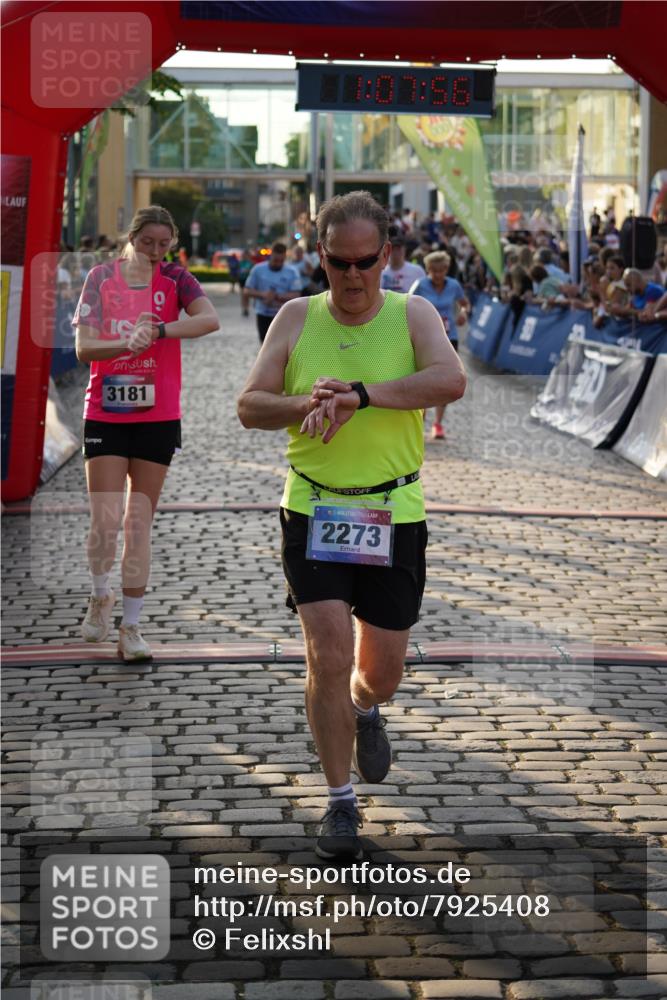 13.06.2025 - Holstenköstenlauf Felixshl http://msf.ph/oto/7925408 13.06.2025 20:07:55 Laufen 2273, 2333, 2584, 2600, 2601, 3232 meine-sportfotos.de