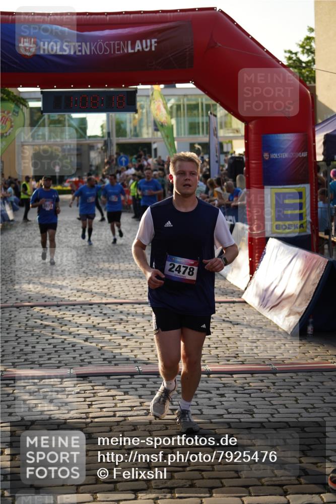 13.06.2025 - Holstenköstenlauf Felixshl http://msf.ph/oto/7925476 13.06.2025 20:08:17 Laufen 2478, 3108, 3111, 3114, 3573 meine-sportfotos.de