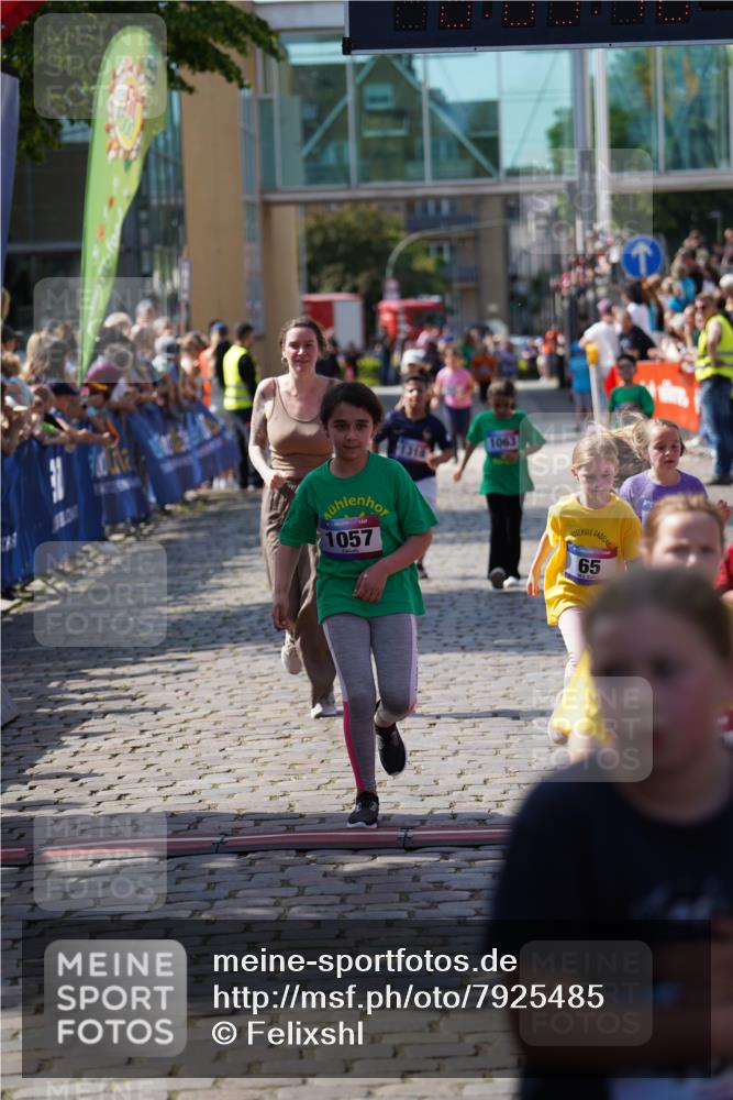 13.06.2025 - Holstenköstenlauf Felixshl http://msf.ph/oto/7925485 13.06.2025 16:24:11 Laufen 65, 73, 625, 719, 758, 1055, 1056, 1057, 1063, 1318 meine-sportfotos.de