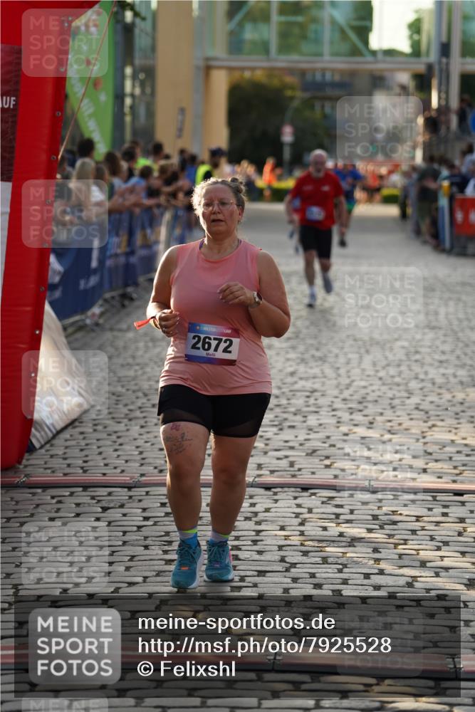 13.06.2025 - Holstenköstenlauf Felixshl http://msf.ph/oto/7925528 13.06.2025 20:08:41 Laufen 2030, 2031, 2401, 2520, 2672 meine-sportfotos.de