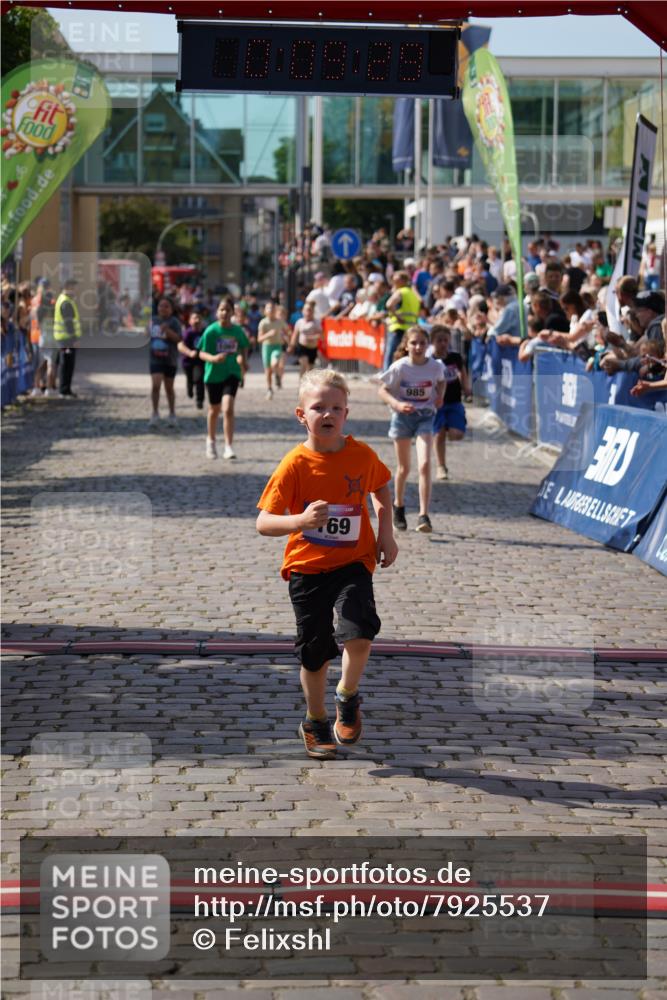 13.06.2025 - Holstenköstenlauf Felixshl http://msf.ph/oto/7925537 13.06.2025 16:24:30 Laufen 734, 985, 1069, 1217, 1219, 1393 meine-sportfotos.de
